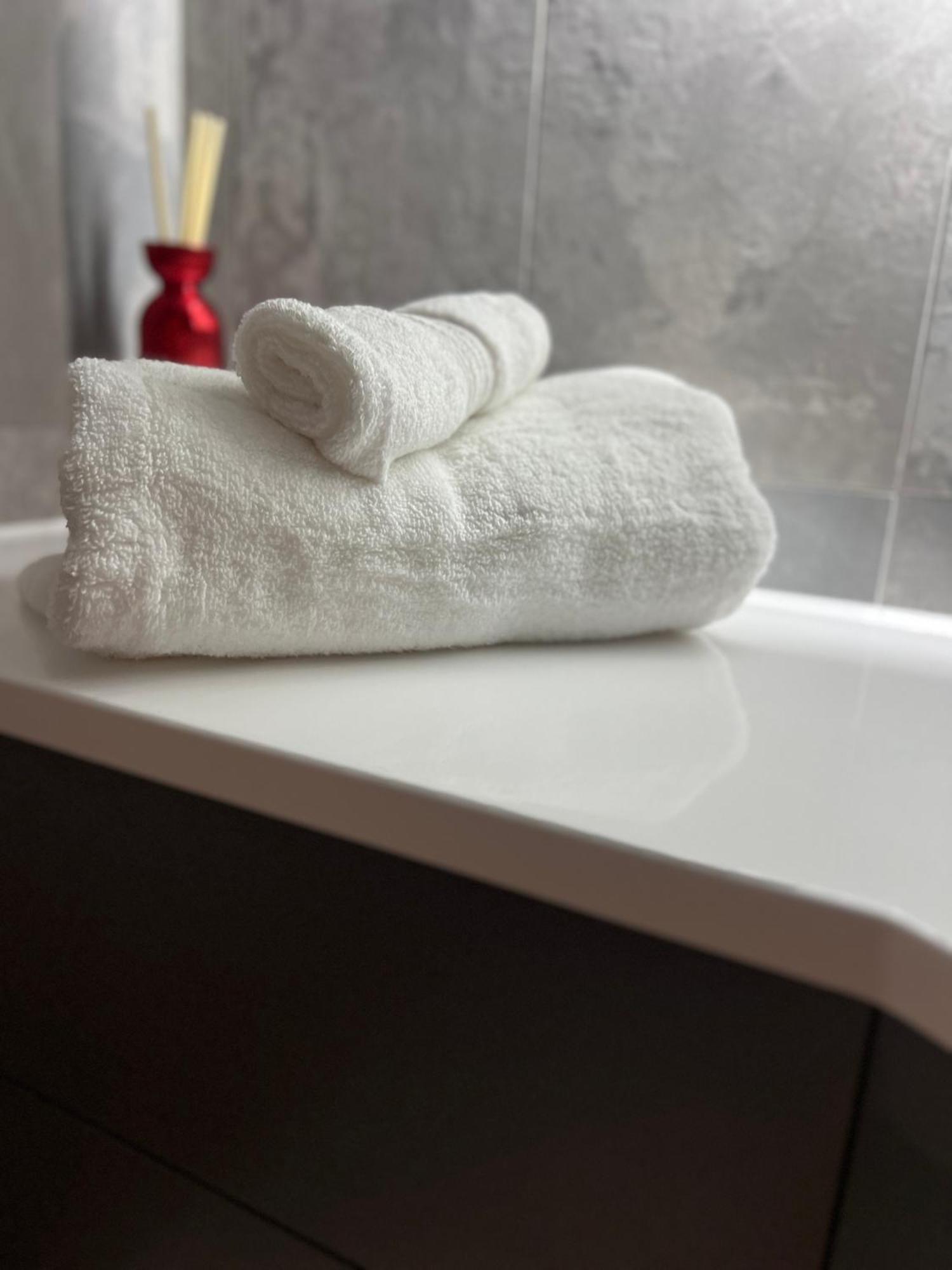 New Built Cosy Apartment Within Walking Distance Of Churchill Hospital Оксфорд Экстерьер фото