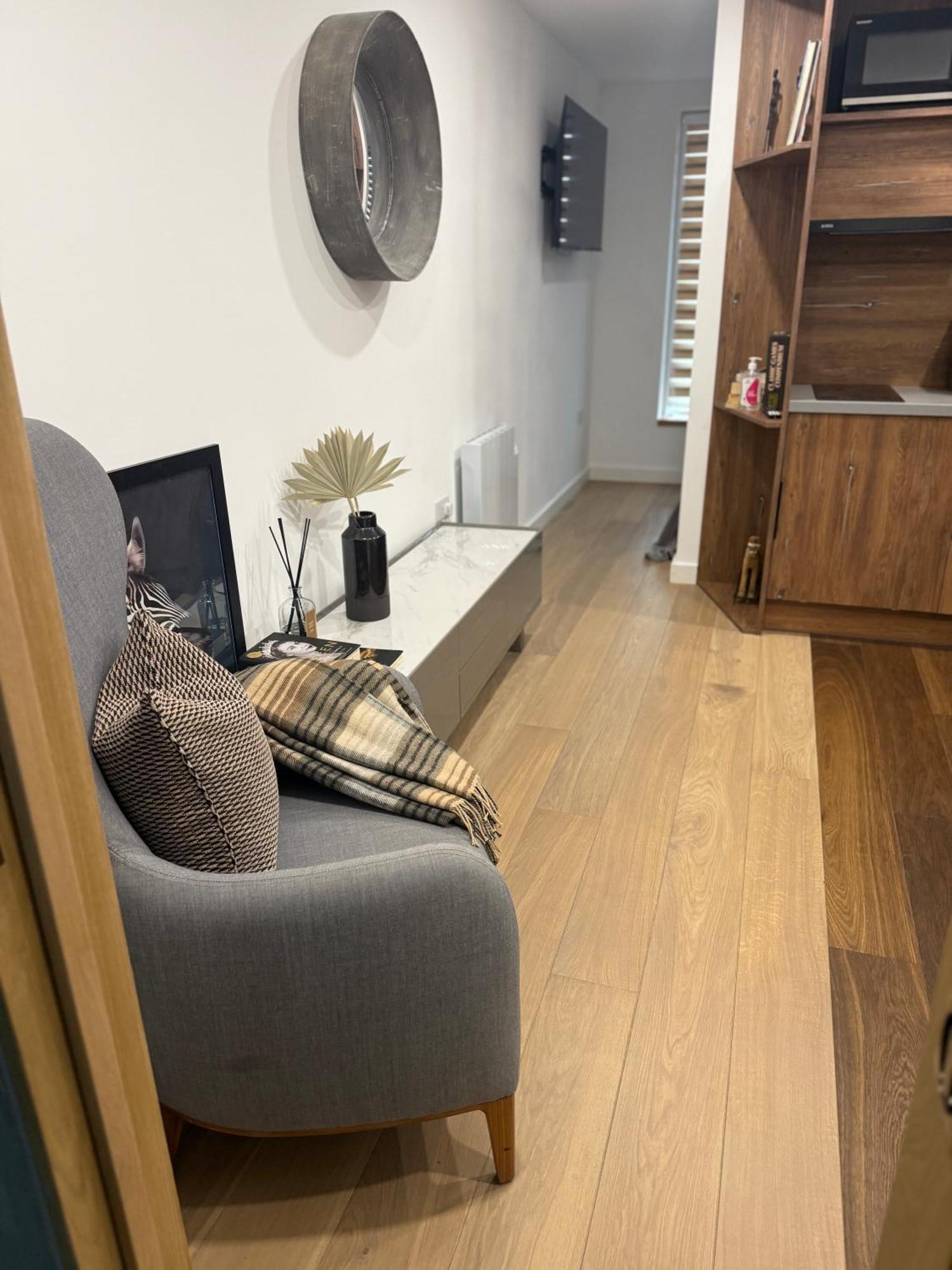 New Built Cosy Apartment Within Walking Distance Of Churchill Hospital Оксфорд Экстерьер фото